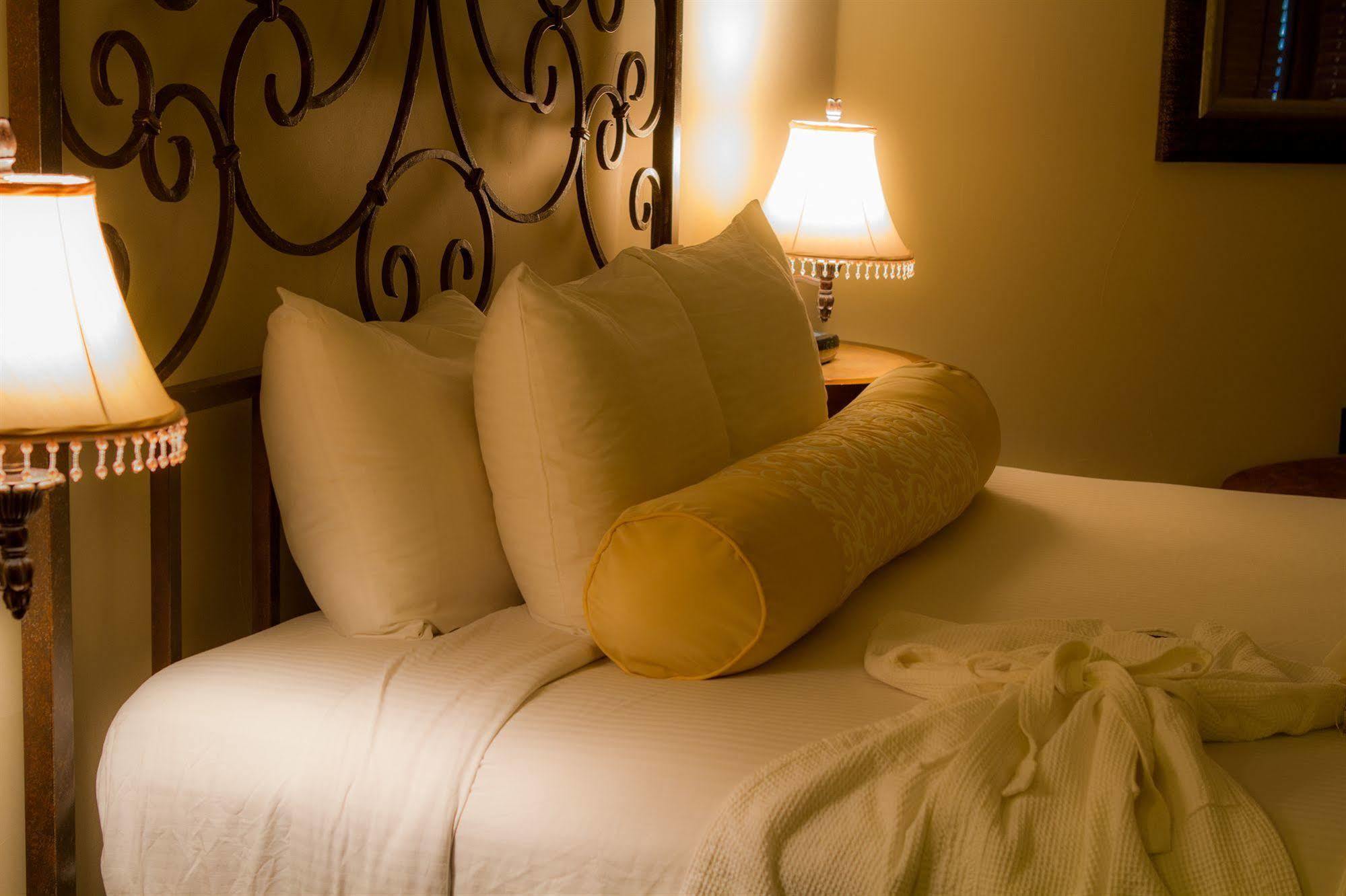 Andreas Hotel & Spa Palm Springs Exterior photo